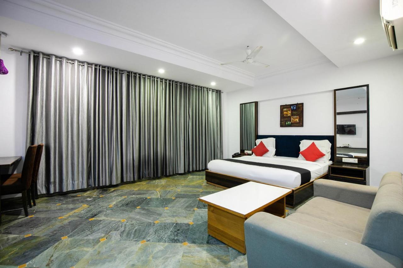 Collection O 49275 Hotel Suman City Gandhinagar Luaran gambar